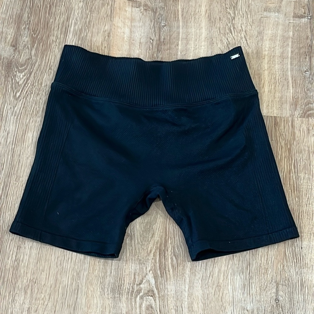 Victoria’s Secret | Pink Active Textured Seamless Biker Shorts Black